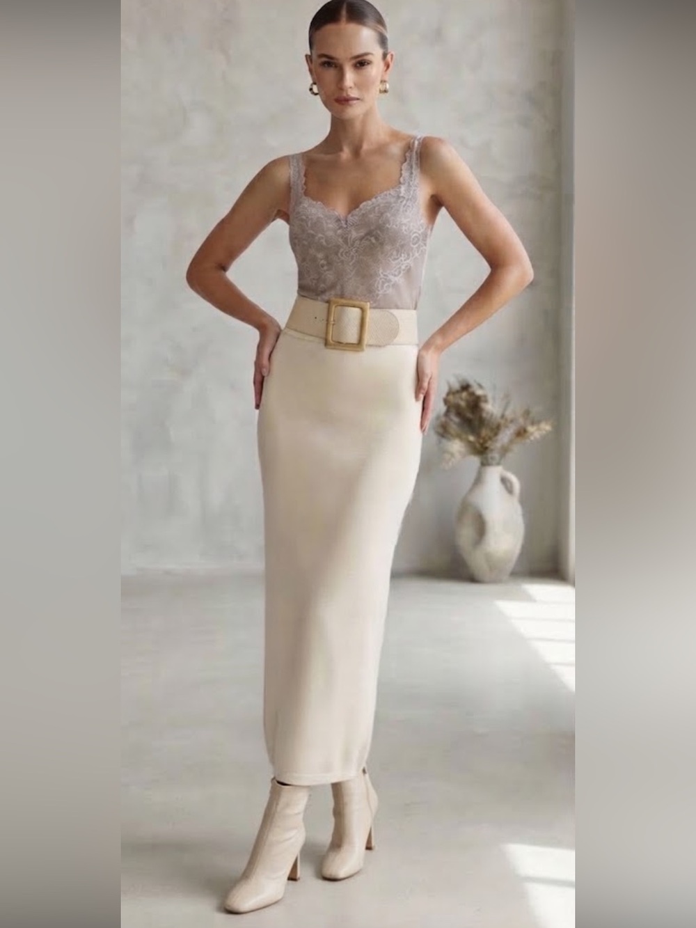 Vintage Vanity Fair Lace Bib Camisole - Picture 2 of 11